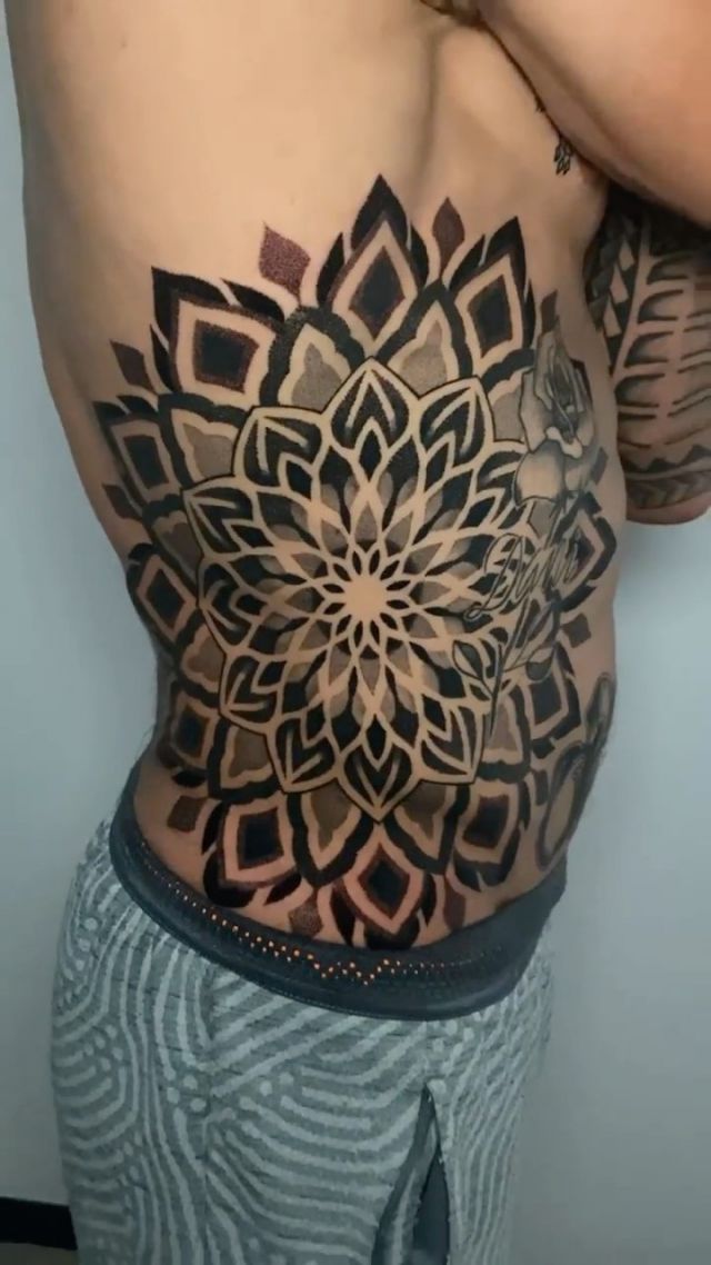 Two big ass mandala I did for my mate @yurivantilborg !!
Done @paradigm_tattoo !!  Also check my colleagues!!  @erni_tattoo 
@bobbatatt 
@bauhill.tattoos 
@paradigm_tattoo  .
.
.
.
#mandala #mandalas #mandalaart #mandalaartist #mandalatattoo #dotworktattoos #dott #dotworkdaily #dotworkers #dotworkart #dotworkartist #dotworkmandalatattoos #ink #tattoo #tatt #tattooideas #tattoofinders @balmtattoo_benelux